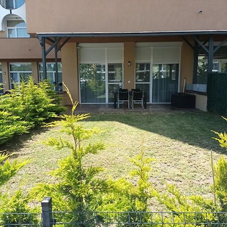 Vizparti Silver X Apartman Siofok Bagian luar foto