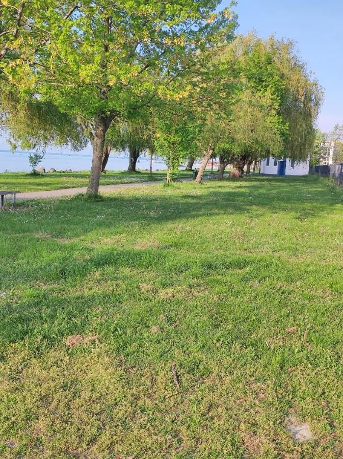 Vizparti Silver X Apartman Siofok Bagian luar foto